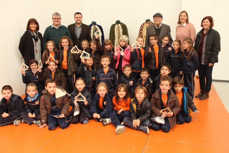 'Recuperem' acosta les tradicions nadalenques als escolars de Vila-real