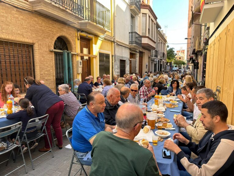 El Partit Popular de Vila-real congrega prop de 500 persones en el seu esmorzar popular