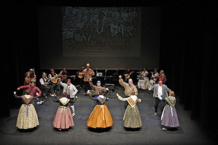 30 anys Grup de Danses El Raval, espectacle i folklore valencià a l'Auditori Municipal