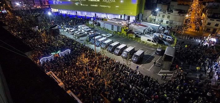 Més de 6.000 aficionats assisteixen a la presentació del nou nom de l'estadi