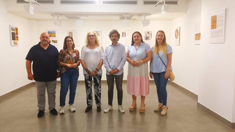 Obri les seues portes l’exposició ‘Safo de Lesbos’ amb motiu del Mes de l’Orgull