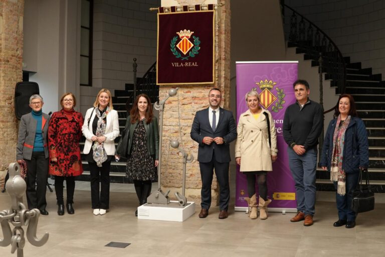 Inaugurada l’exposició ‘Joan Simó, reflexiones sobre el respeto y la tolerancia entre sexos’