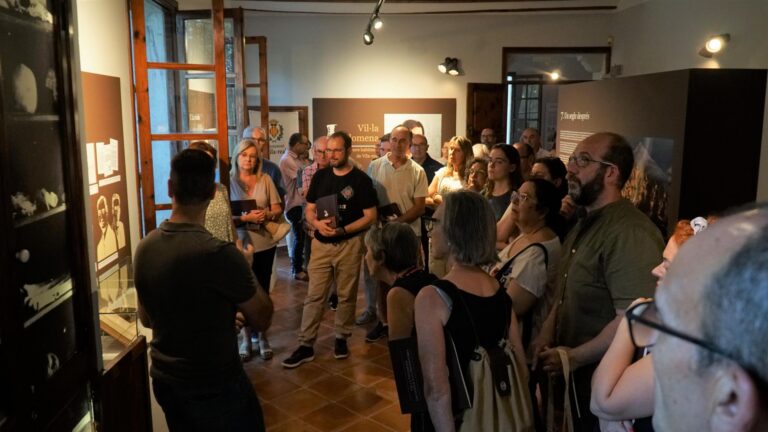El Museu Etnològic inaugura una exposició sobre els primer pobladors de Vila-real