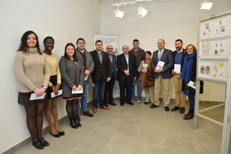 Inaugurada la exposició filatèlica que obri els actes del Centenari del Patronatge de Sant Pasqual