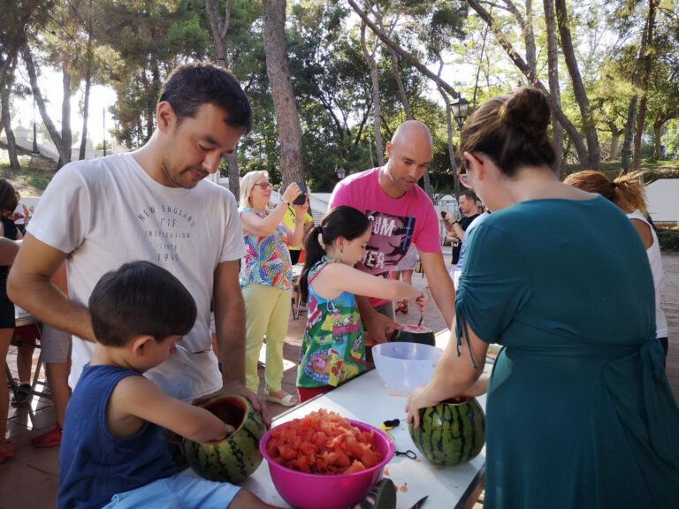 Vila-real rememora la figura del sereno amb la festa del fanalet