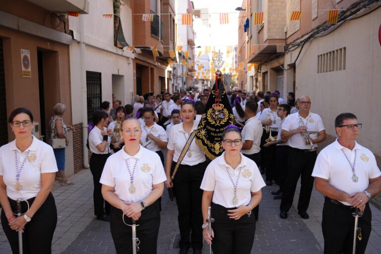 Vila-real celebra el Dia del Pilar amb la missa i la processó