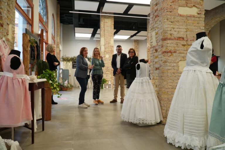 Vila-real inaugura la fira de bodes i comunions 'Save the date 2022' 