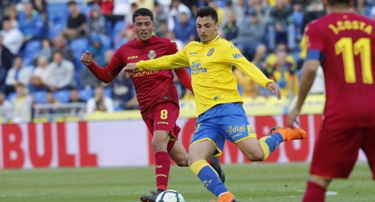 Triomf balsàmic del Villarreal enfront de Las Palmas en un plàcid partit dels groguets (0-2)