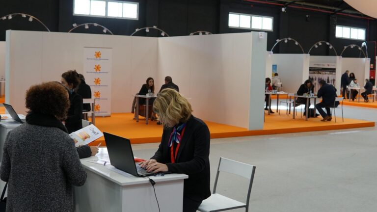 Més de 2.100 persones acudeixen al fòrum Ocupa’t de Vila-real que bat tots els rècords en la seua quarta edició