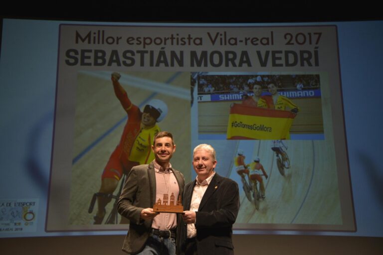 Una gran pantalla retransmitirà les finals de Sebastián Mora i Pau Torres aquest dissabte