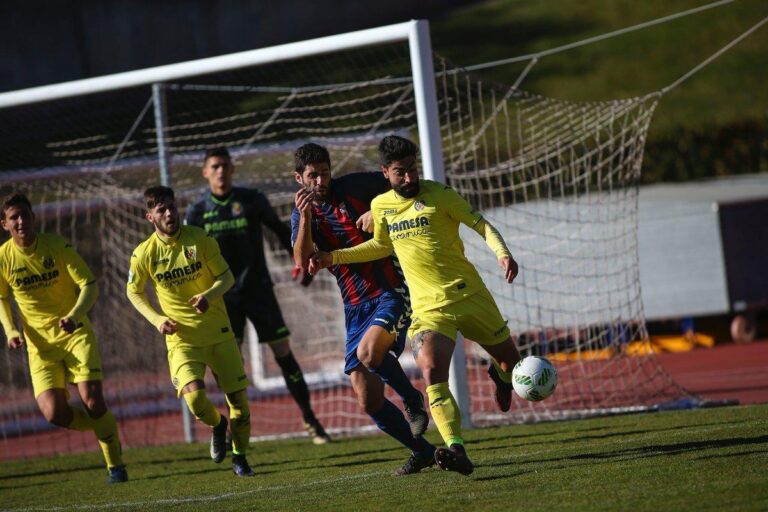 El Villarreal B suma un punt a Gavá gràcies a un gol de Carlos Martínez (1-1)