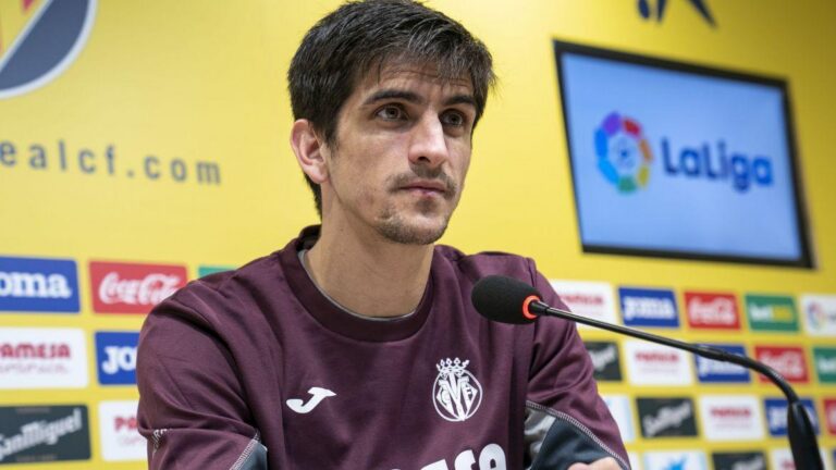 Gerard Moreno diu que l’afició «ha d’estar orgullosa d’aquest equip, d’aquest escut»