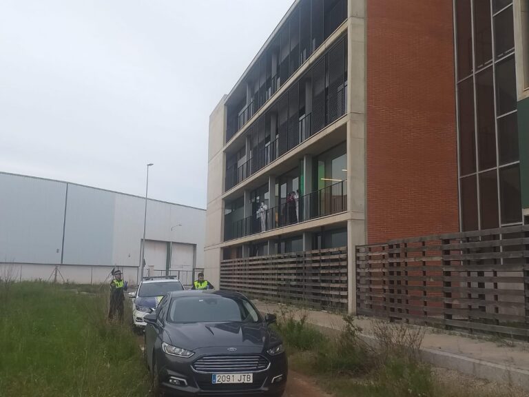 Vila-real homenatja a personal sanitari i pacients de l'hospital de campanya del CTE aquesta vesprada 