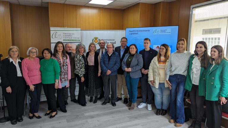 L’AECC inaugura nova seu a Vila-real amb el conveni signat amb l’Ajuntament