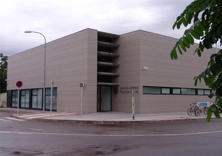 Detingut un veí de Vila-real a Borriana per saltar-se el confinament i amenaçar als agents