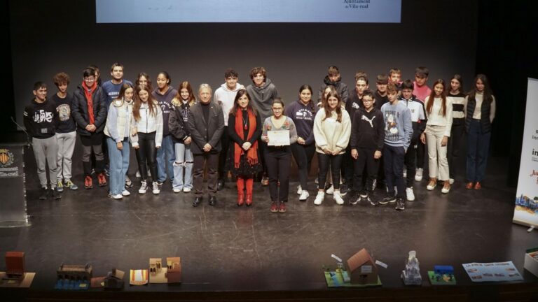 200 alumnes participen en el taller Vila-real, molt més que patrimoni del projecte Planalab