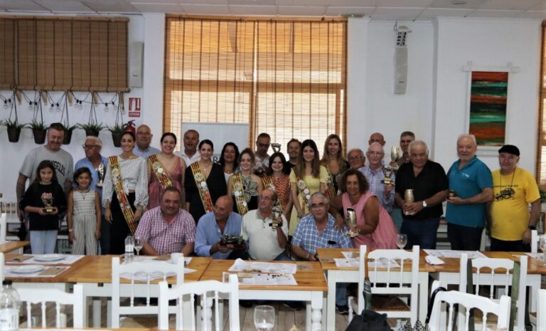 Les festes de la Mare de Déu de Gràcia segueixen a Vila-real amb gran participació malgrat la pluja