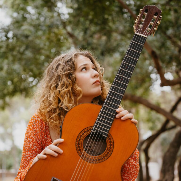 Luna Orleans porta al Termet de Vila-real el seu nou treball musical ‘Origen’