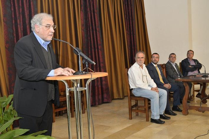 El sacerdot Manuel Martín Nebot, mantenidor en el Pregó de Festes i presentació de la reina i dames 2017 