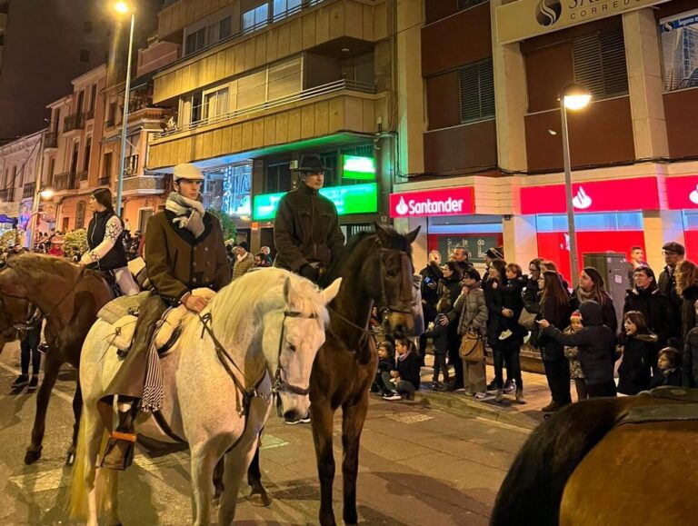 La pluja no es un impediment per a la celebració de la Matxà de Sant Antoni