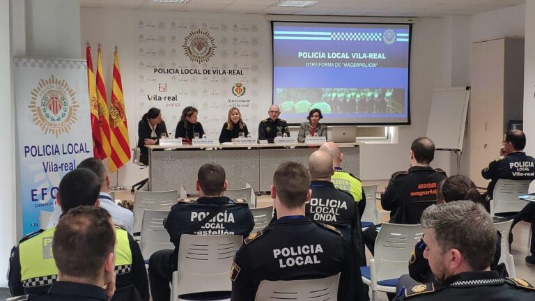  60 alumnes de diferents punts d'Espanya i l’estranger es formen en un curs intensiu de Mediació Policial