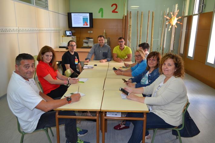 Els comerciants del Mercat Central tindran una web per a vendre en línia i arribar al client en temps rècord 