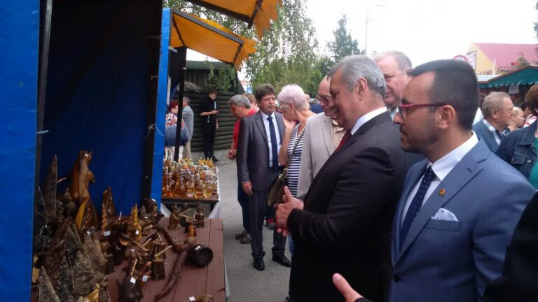 Vila-real estreny llaços amb Michalovce per “obrir oportunitats” i seguir millorant “ambdues ciutats”