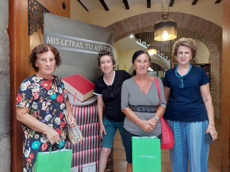 La Casa dels Mundina acull la campanya solidària 'Mis letras, tu ayuda' a benefici de Càritas Vila-real
