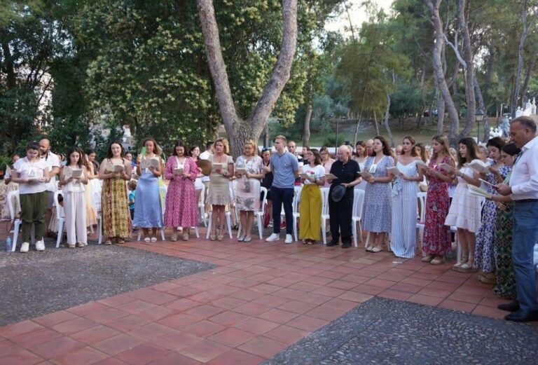 Consulta la programació religiosa de la Capella del Santíssim Crist de l’Hospital