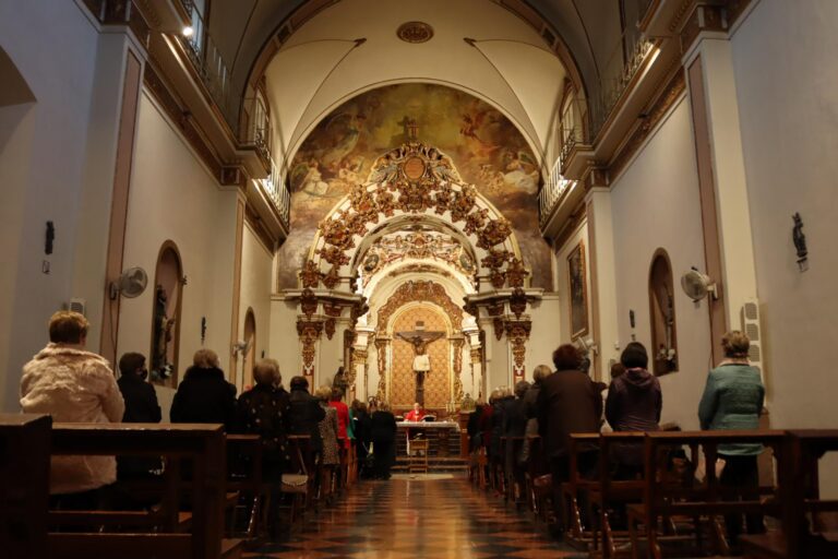 Les ames de casa organitzen la missa en honor a Santa Àgueda
