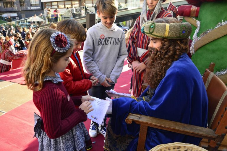 Els Missatgers Reals arriben a Vila-real per recollir els desitjos dels xiquets i xiquetes