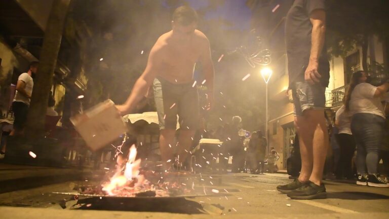 Vila-real recupera l’emblemàtica Xulla que ompli els carrers per tercer any com a Festa d’Interés Turístic Provincial