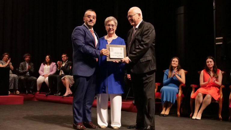 Vila-real ret homenatge als matrimonis que celebren les seues noces d’or