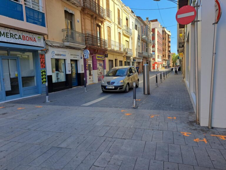 Vila-real remodela el carrer Ramón y Cajal amb un paviment de major durabilitat