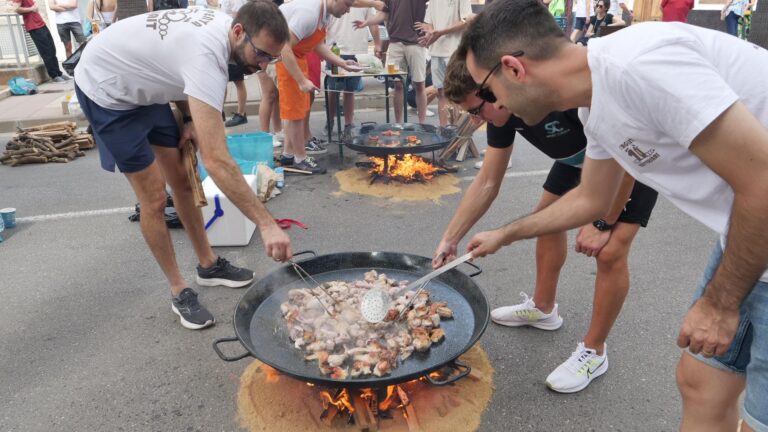 La plutja dona treva a l’inici de les festes de Vila-real