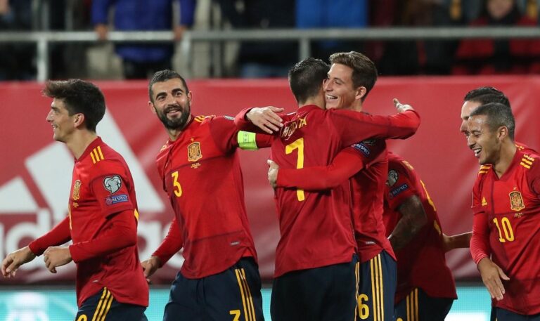 Pau Torres va tindre el debut desitjat amb la selecció espanyola absoluta davant Malta