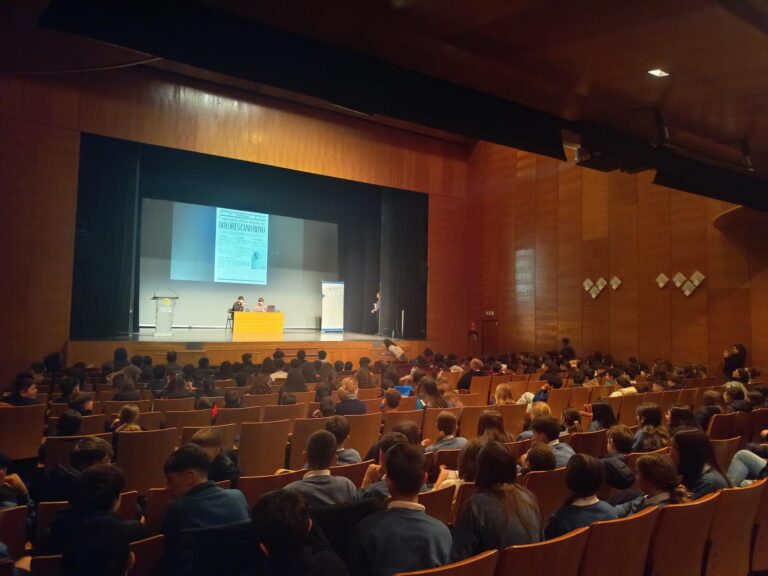 Els alumnes de l’ESO coneixen la Història de Vila-real amb el proyecte PlanaLab Patrimoni de l’UJI