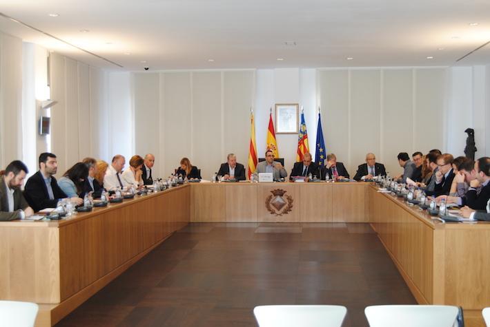 El Ple aprova per unanimitat regular sistemes d'evacuació per millorar la seguretat en l'Estadi de la Ceràmica