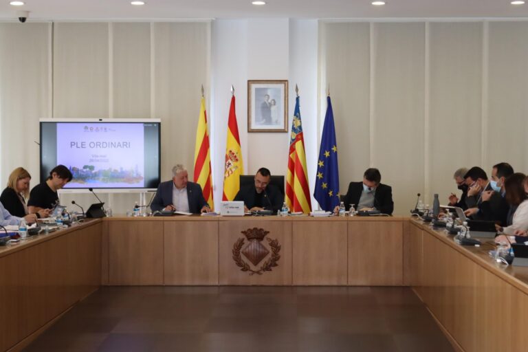 Vila-real aprova per unanimitat en el Ple bonificar l'IBI a 288 locals amb negocis
