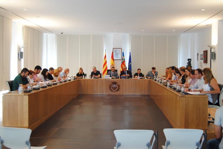 El Ple aprovarà una modificació de crèdits de 772.000 euros per a pagar factures i l'alça salarial de l’1% als funcionaris 