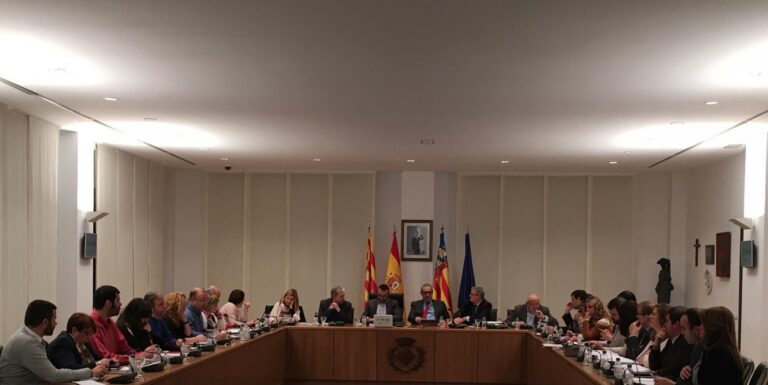 Pròrroguen i milloren el contracte de neteja pública dos anys més que incrementarà el nombre de papereres