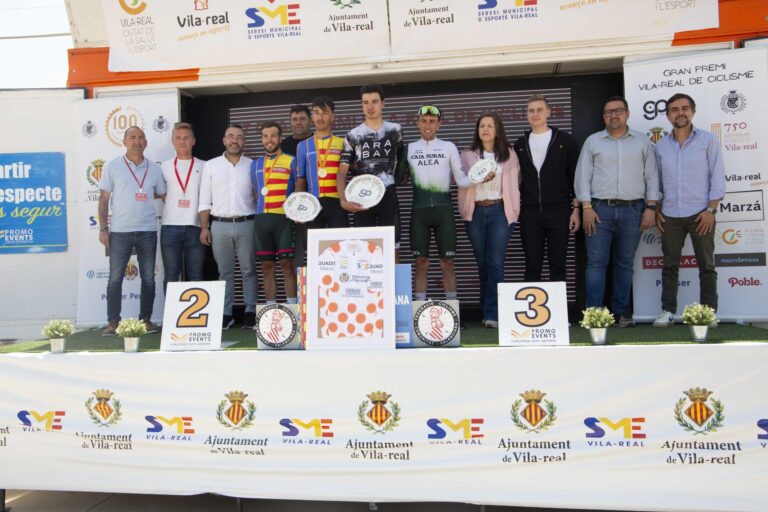 Mario Silva guanya la seua primera carrera en la 77 edició del Gran Premi Vila-real de Ciclisme