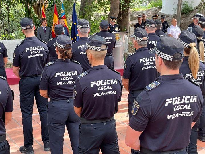 La Policia Local de Vila-real llança una campanya pionera d’inspecció de locals de tatuatges i pírcings