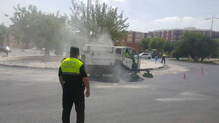 La Policia Local interposa 18 denúncies entre els dies 16 i 22 d’abril per utilitzar el telèfon mòbil al volant