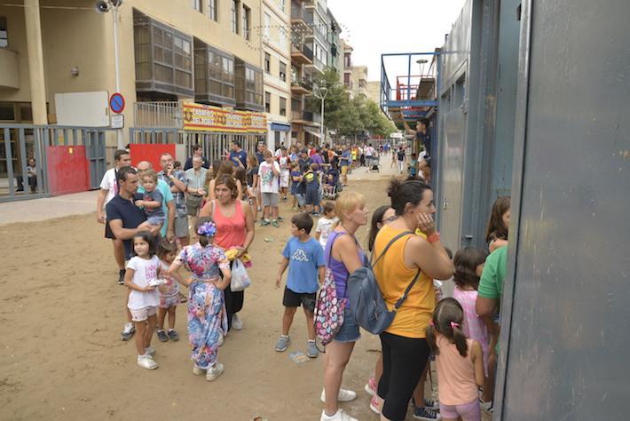 La Comissió del Bou celebra per primera una jornada de portes obertes al ‘corro'