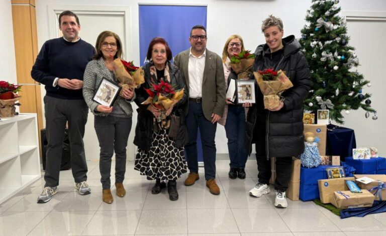 El PP de Vila-real destaca els valors de generositat en la seua trobada nadalenca