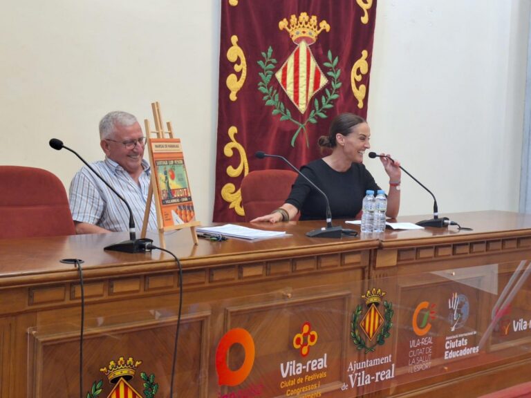 La Casa dels Mundina acull un emotiu homenatge a la història citrícola amb el llibre de Rafael Llop