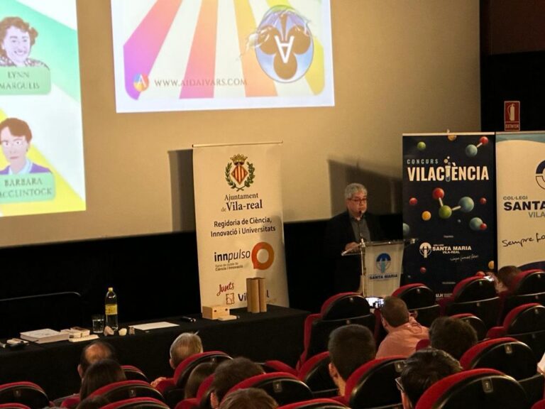 El Col·legi Santa María inaugura la Fira de la Ciència i la primera edició del concurs Vilaciència