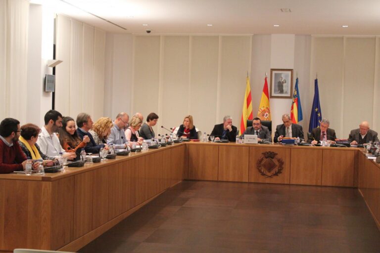 El consistori aprova el pressupost "de l'equilibri" de 47 milions d'euros per a 2017 malgrat el 'no' de l'oposició