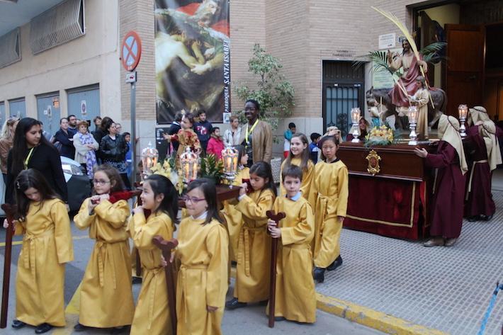La Setmana Santa arranca amb la Processó infantil de la Confraria Santa Maria Magdalena